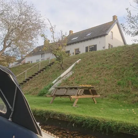Bed & Breakfast De Linge