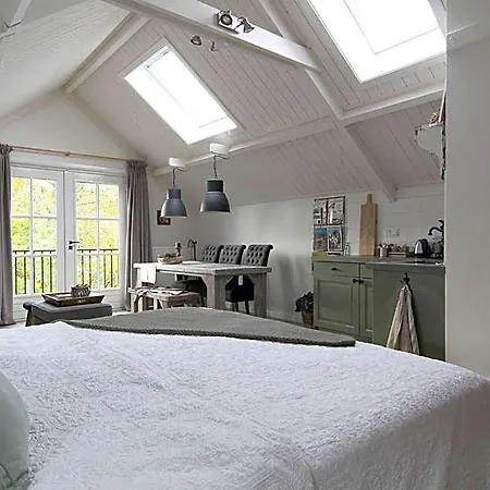 De Linge Bed and Breakfast